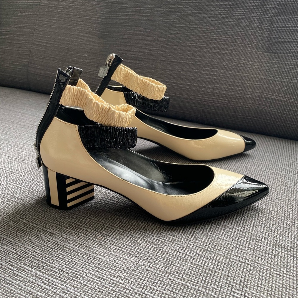 Pierre Hardy patent leather cream black shoes heel